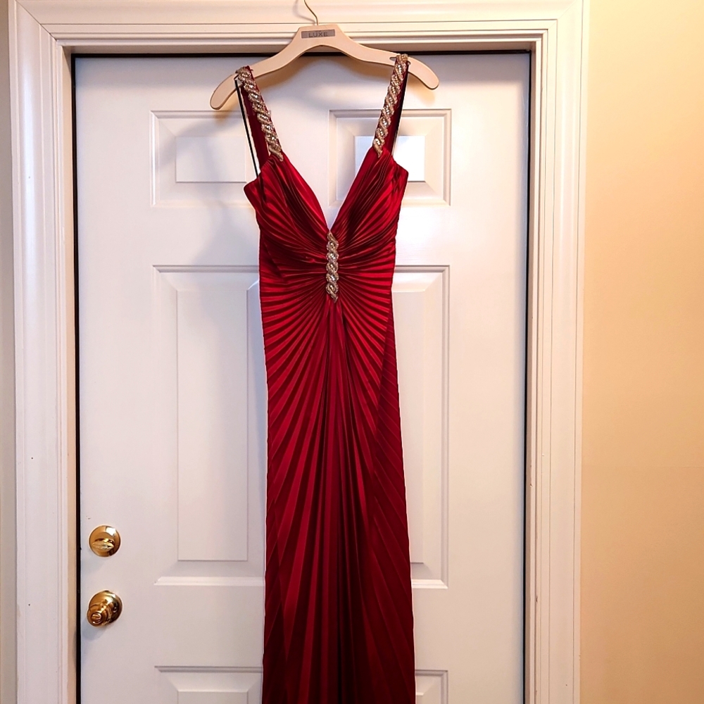 Cache luxe, burgundy sz S cocktail dress